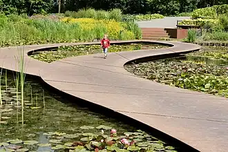 De lelievijver, een restant van de Floriade