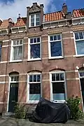 Woning met siermetselwerk en trapgevel[1]