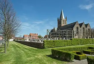 Kerk en kerkhof