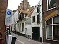 Huis met getrapgevelde achtergevel en uitgebouwde schoorsteen