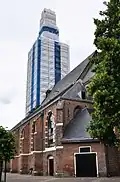 De Grote Kerk in 2012, met de toren in de steigers.