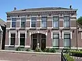 Helft van een dubbel woonhuis