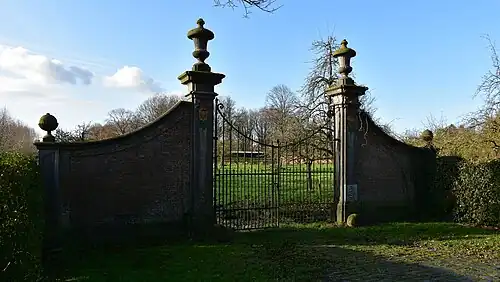 Poort van het verdwenen Slot ter Nisse