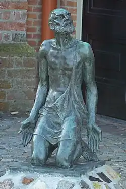 Beeld van Job bij de Oude Jeroenskerk