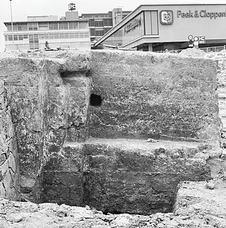 In 1976 opgegraven overblijfsel van het klooster op het Vredenburg