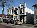 Winkelpand met woning