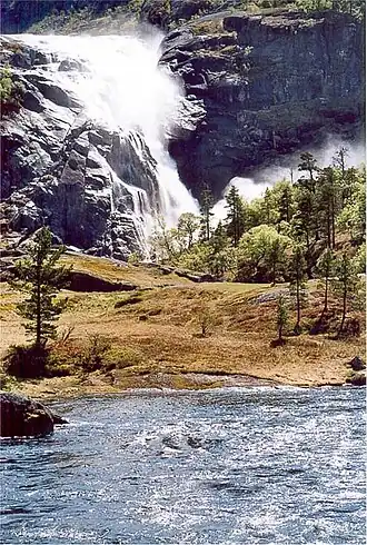 Nykkjesøyfossen