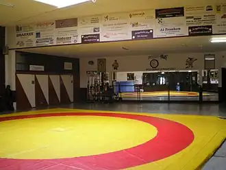 Oefenzaal worstelvereniging Olympia aan de Willem Arntszkade