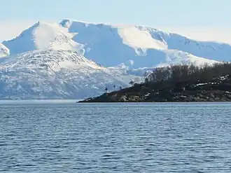 De Ofotfjord in april