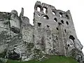 De zuidelijke muur van het kasteel van Ogrodzieniec