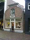 Winkel-woonhuis