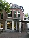 Winkel-woonhuis