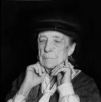 Louise Bourgeois gefotografeerd door Oliver Mark, New York 1996