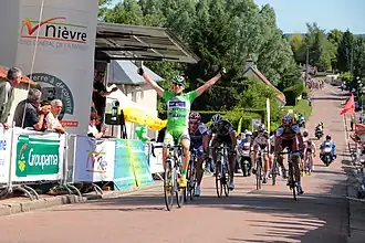 Olivier le Gac wint de eerste etappe in de Tour Nivernais Morvan 2012