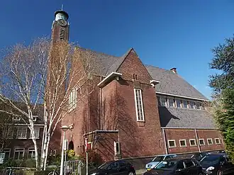 Willem de Zwijgerkerk op de hoek met de Olympiastraat.