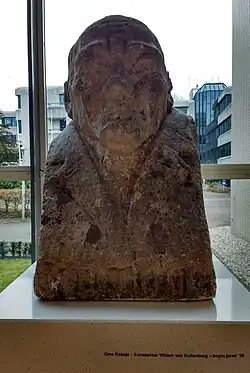 Ome Keesje borstbeeld in MCO Hilversum