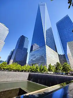 One World Trade Center, gezien vanaf het National September 11 Memorial & Museum 2022