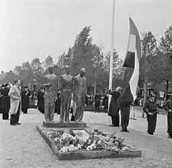 Onthulling 25 oktober 1952