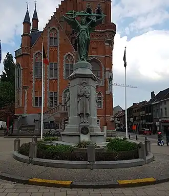 Oorlogsmonument Sint-Amandsberg