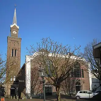 Oostzijderkerk, Zuiderdijk 1