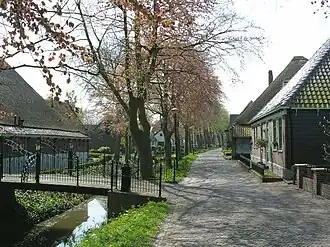 Typerend straatbeeld van Opperdoes