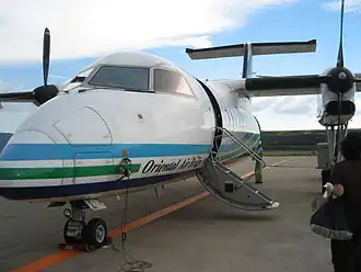 Een De Havilland Canada DHC-8 van Oriental Air Bridge