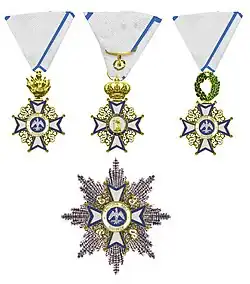 Drie kleinoden en een ster van de orde.