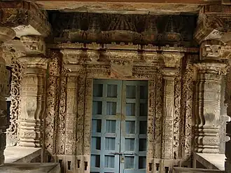 Entree van de Nagaresvara tempel