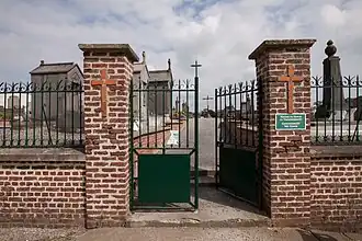 Toegang tot de begraafplaats