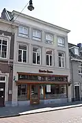 Winkel-woonhuis
