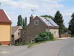 Huis met zonnepanelen (2012)