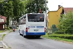 Bus in het dorp (2014)