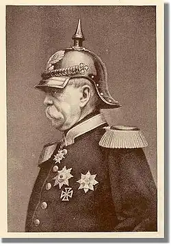 Otto von Bismarck met pickelhaube