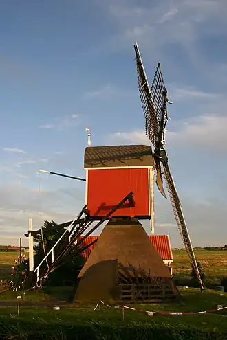 De molen bij avond