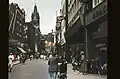 Het oude stadhuis van Eindhoven in 1958 gezien vanuit winkelstraat