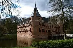 Kasteel Het Oude Loo (v.a. 1968, restauratie)