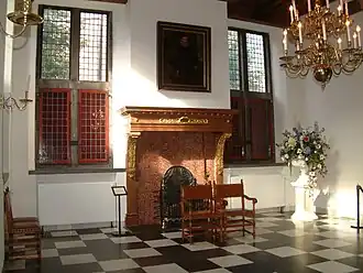 Schouw tegenover de Vierschaar