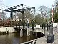 IJzeren geklonken ophaalbrug over de Murk