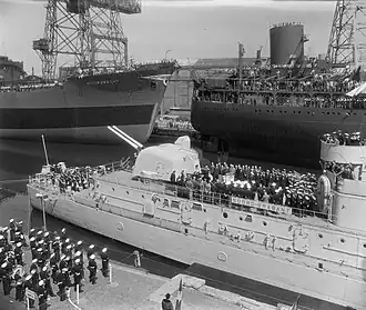 Overdracht onderzeebootjager Noord Brabant te Vlissingen, 1 juni 1955