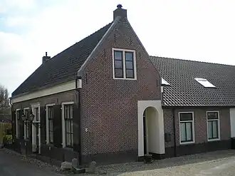 Overeind 3 (monument)