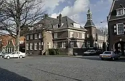 C. T. Storkplein met hotel