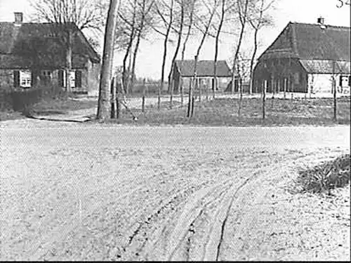Oude Brabantse stijl boerderij, Lieshoutseweg, April 15, 1942