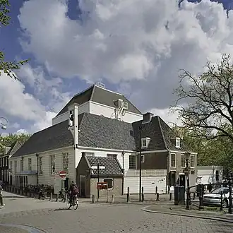 De Amstelkerk gezien vanuit het zuidwesten.