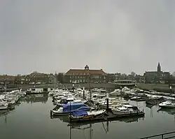 Gebouw in omgeving, 2006