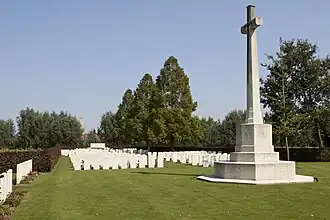 Oostelijk deel met Cross of Sacrifice