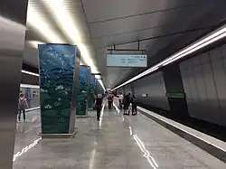 De zuilen met waterlelies