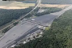 De hogesnelheidslijn bij het tolplein van Saint-Arnoult