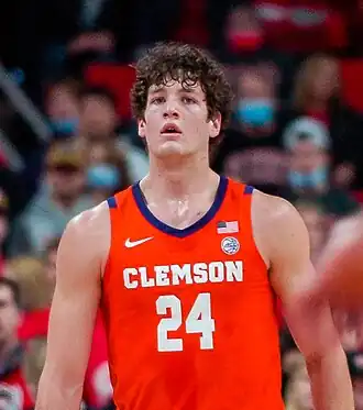PJ Hall bij de Clemson Tigers