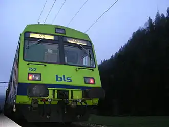 BLS RBDe 565 722, in nieuw kleurenschema te Trubschachen BE