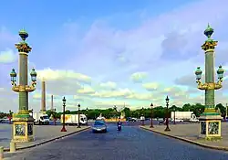 Twee réverbères bij de noordoostelijke entree